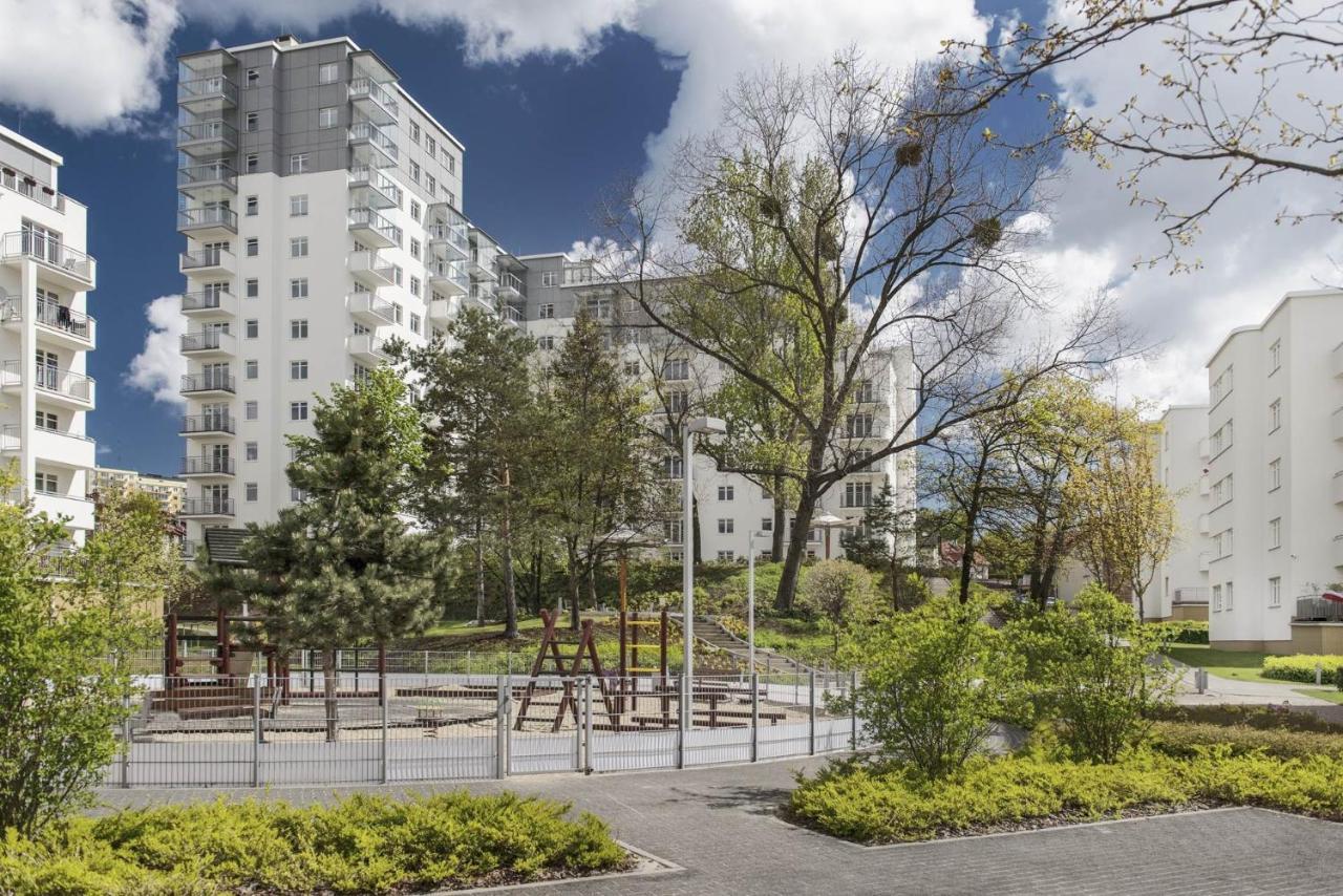 Modern Box Apartment Gdynia Bagian luar foto